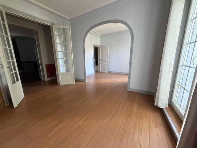 Location Appartement Avenue des Célestins, Vichy
