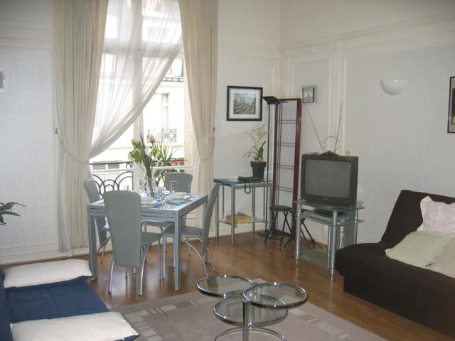 Location Appartement Avenue des Champs Élysées, Paris