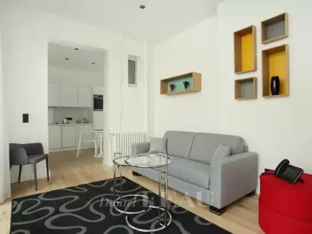 Location Appartement Avenue des Champs Élysées, Paris