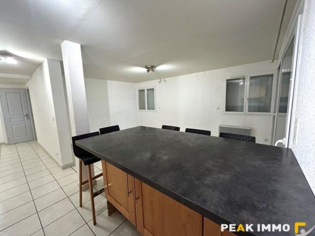 Location Appartement Avenue des Colombières, Saint Jeoire