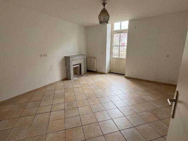 Location Appartement Allée Verte, Salies de Béarn