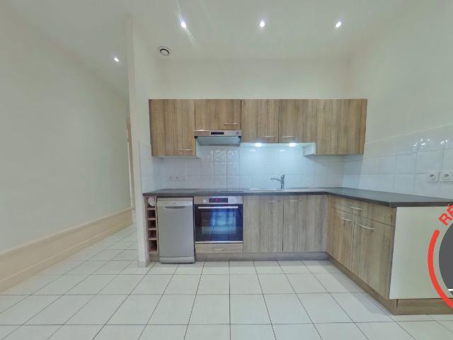 Location Appartement Avenue des Frères Lumière, Lyon