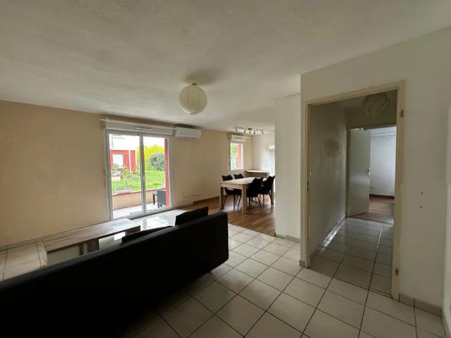 Location Appartement Avenue des Pyrénées, Lavernose Lacasse