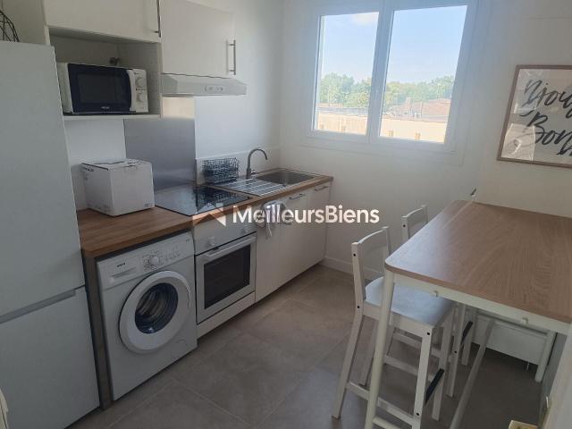 Location Appartement Avenue des Pyrénées, Le Barp