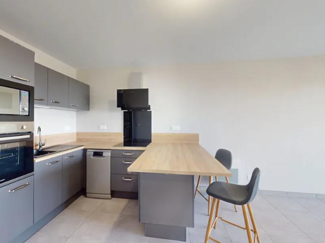 Location Appartement Avenue du 11 Novembre, Flavin