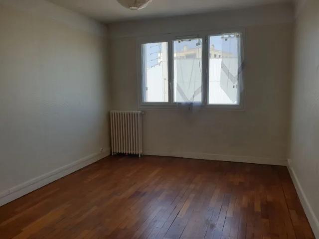 Location Appartement Avenue du 13e Dragons, Melun