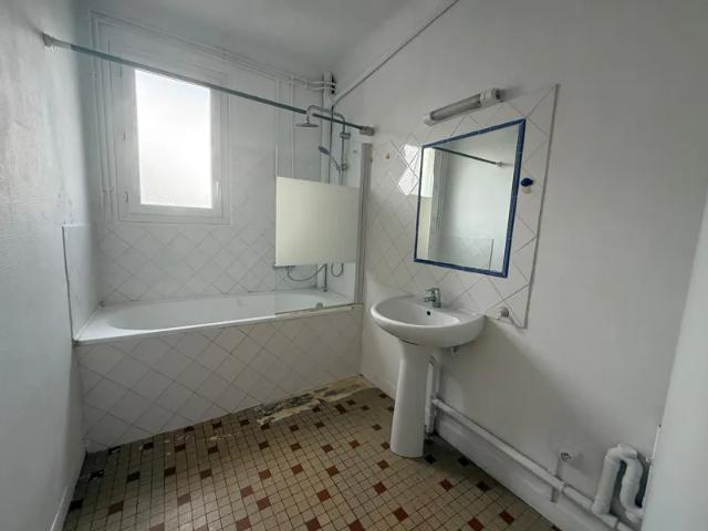 Location Appartement Avenue du 13e Dragons, Melun