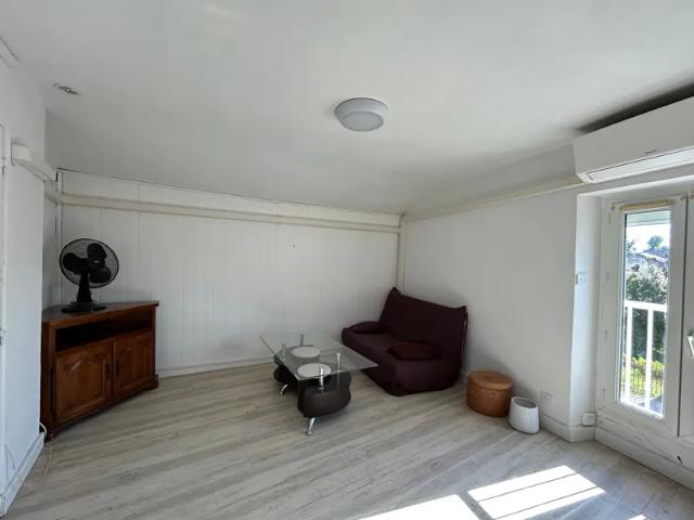 Location Appartement Avenue du 4e Zouave, Médis