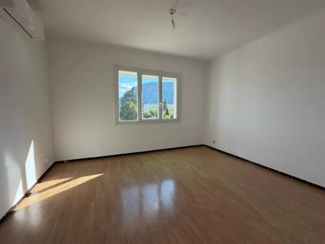 Location Appartement Avenue du Collège, Laragne Montéglin