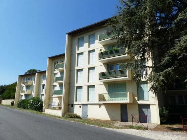 Location Appartement Avenue du Comtat Venaissin, Rochegude