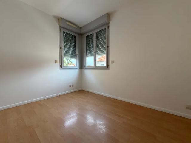 Location Appartement Avenue du Capitaine Louys, Villemomble