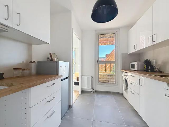 Location Appartement Avenue du Centre, Montigny le Bretonneux