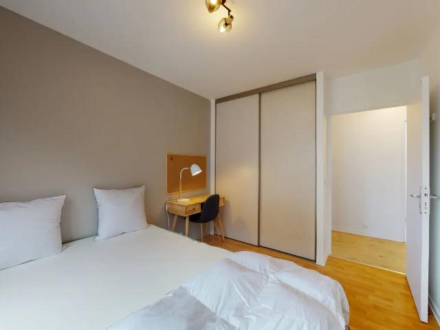 Location Appartement Avenue du Centre, Guyancourt