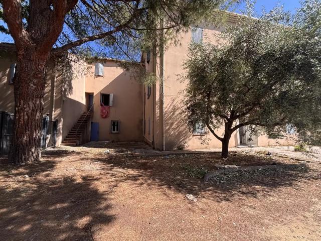 Location Appartement Avenue du Chaperon Vert, Gentilly