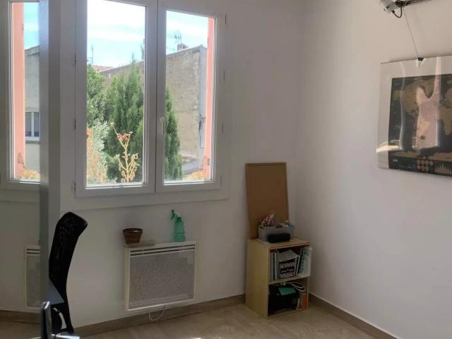 Location Appartement Avenue du Chaperon Vert, Gentilly