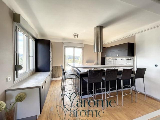 Location Appartement Avenue du Châter, Francheville