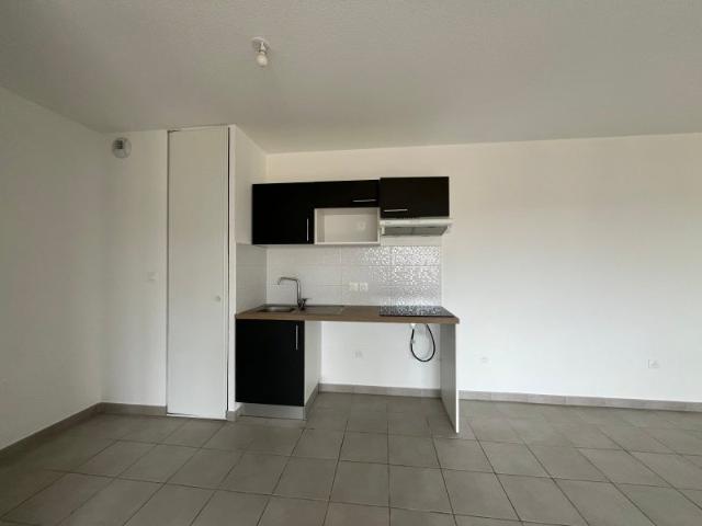 Location Appartement Avenue du Chêne Vert, Frouzins