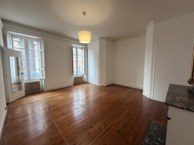 Location Appartement Avenue du Cimetière, Toulouse