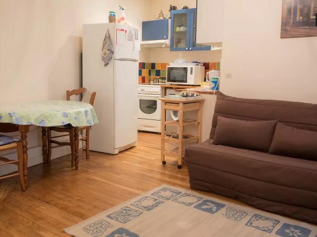 Location Appartement Avenue du Bel Air, Paris