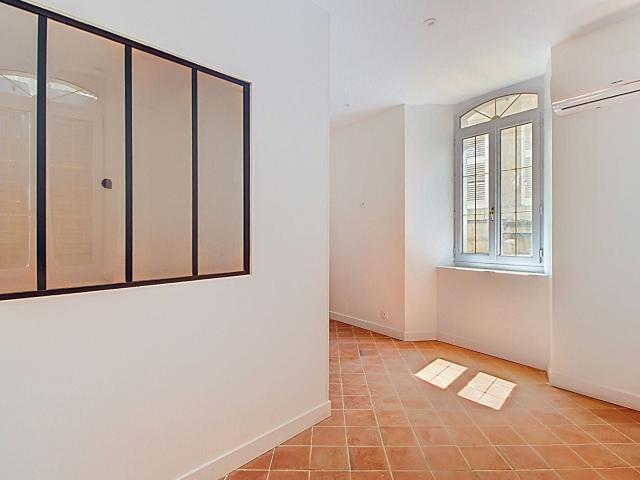 Location Appartement Avenue du Général de Gaulle, Draguignan
