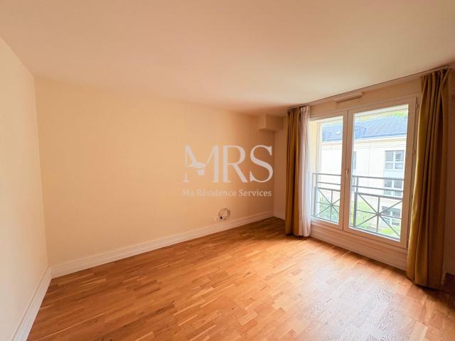 Location Appartement Avenue du Général de Gaulle, Versailles