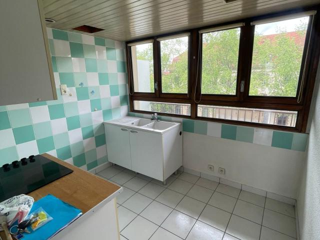 Location Appartement Avenue du Général Gallieni, Sainte Savine