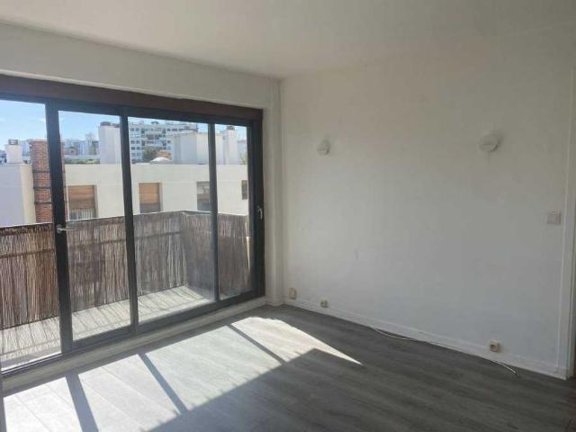 Location Appartement Avenue du Général Michel Bizot, Paris
