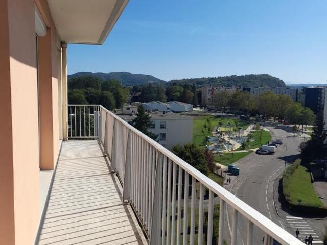 Location Appartement Avenue du Dauphiné, Bourgoin Jallieu