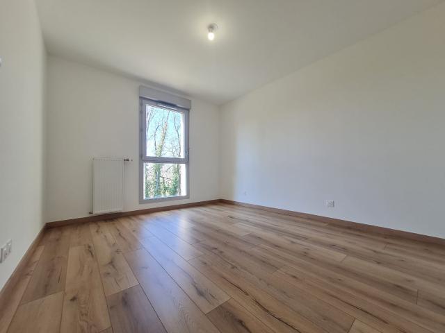 Location Appartement Avenue du Fer à Cheval, Bonne
