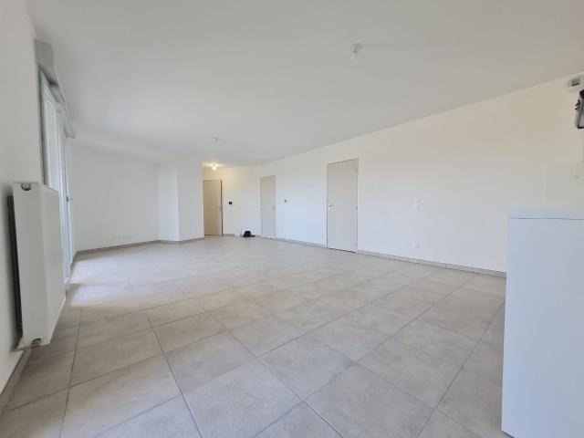 Location Appartement Avenue du Fer à Cheval, Bonne