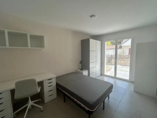 Location Appartement Avenue du Haut Lévêque, Pessac