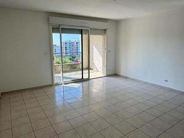 Location Appartement Avenue du Macchione, Bastia