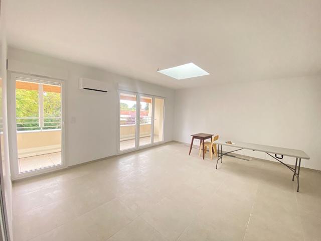 Location Appartement Avenue du Maréchal de Lattre de Tassigny, Bordeaux
