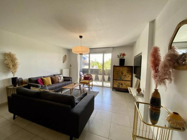 Location Appartement Avenue du Maréchal de Lattre de Tassigny, Bordeaux
