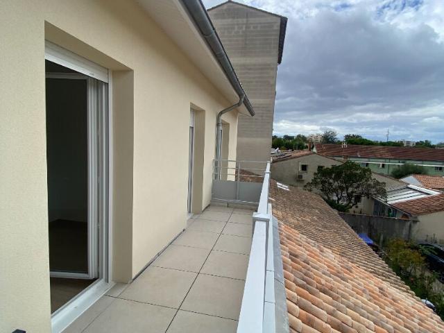 Location Appartement Avenue du Maréchal de Lattre de Tassigny, Bordeaux