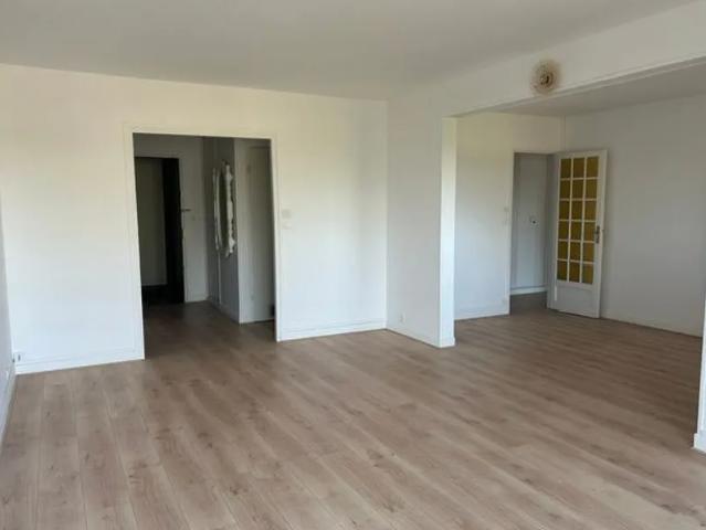 Location Appartement Avenue du Maréchal Foch, Chelles