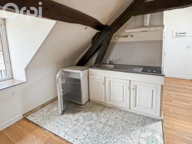 Location Appartement Avenue du Maréchal Foch, Senlis