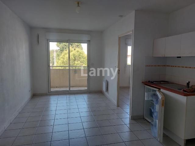 Location Appartement Avenue du Maréchal Juin, Nîmes