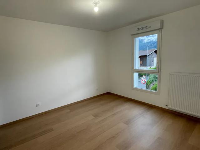 Location Appartement Avenue du Pont Neuf, Marignier