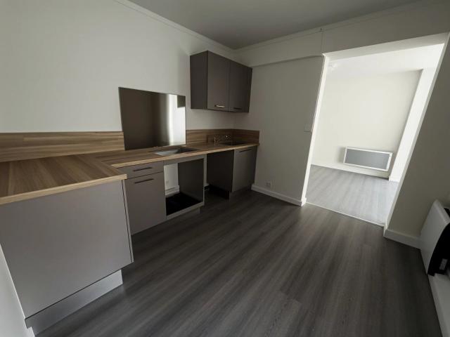 Location Appartement Avenue du Petit Bosquet, Marseille