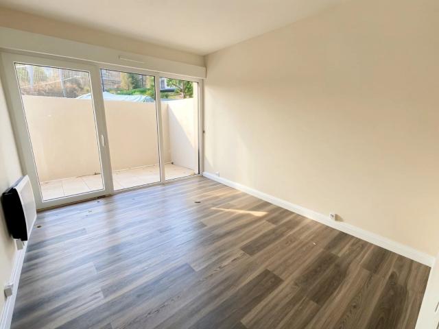 Location Appartement Avenue du Petit Bosquet, Marseille