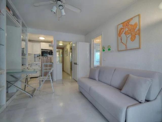 Location Appartement Avenue du Petit Juas, Cannes