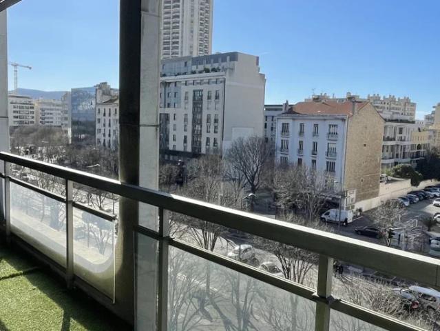 Location Appartement Avenue du Prado, Marseille