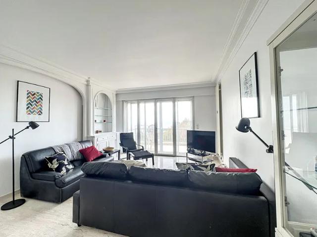 Location Appartement Avenue du Roi Albert 1er, Cannes