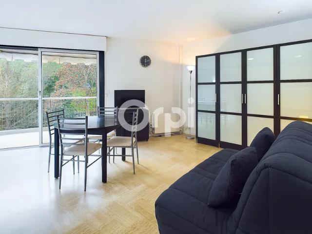 Location Appartement Avenue du Riou, Mandelieu la Napoule