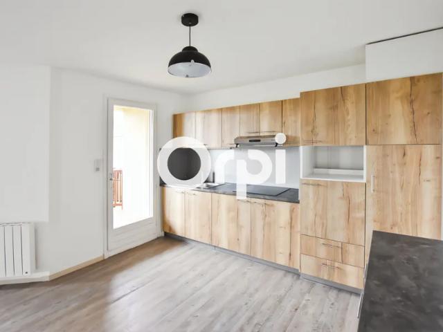 Location Appartement Avenue Emmanuel Clément, Saint Symphorien sur Coise