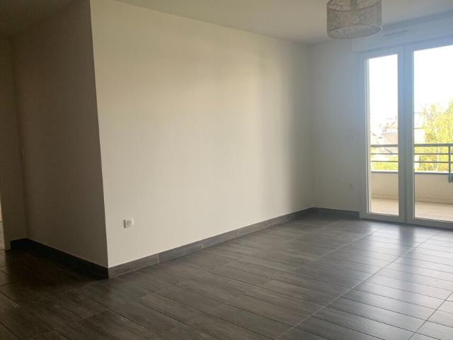 Location Appartement Avenue Édouard Herriot, Brive la Gaillarde