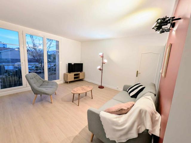 Location Appartement Avenue Eugène et Marc Dulout, Pessac
