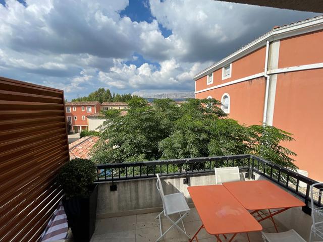 Location Appartement Avenue Francis Perrin, Rousset