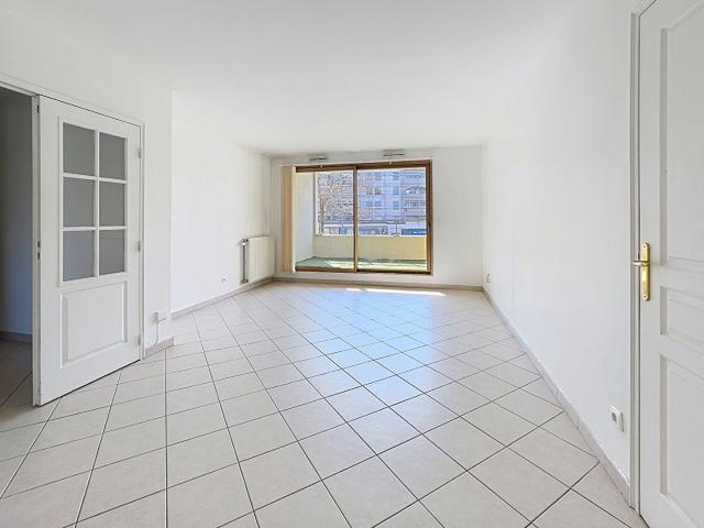 Location Appartement Avenue Franklin Roosevelt, Bron